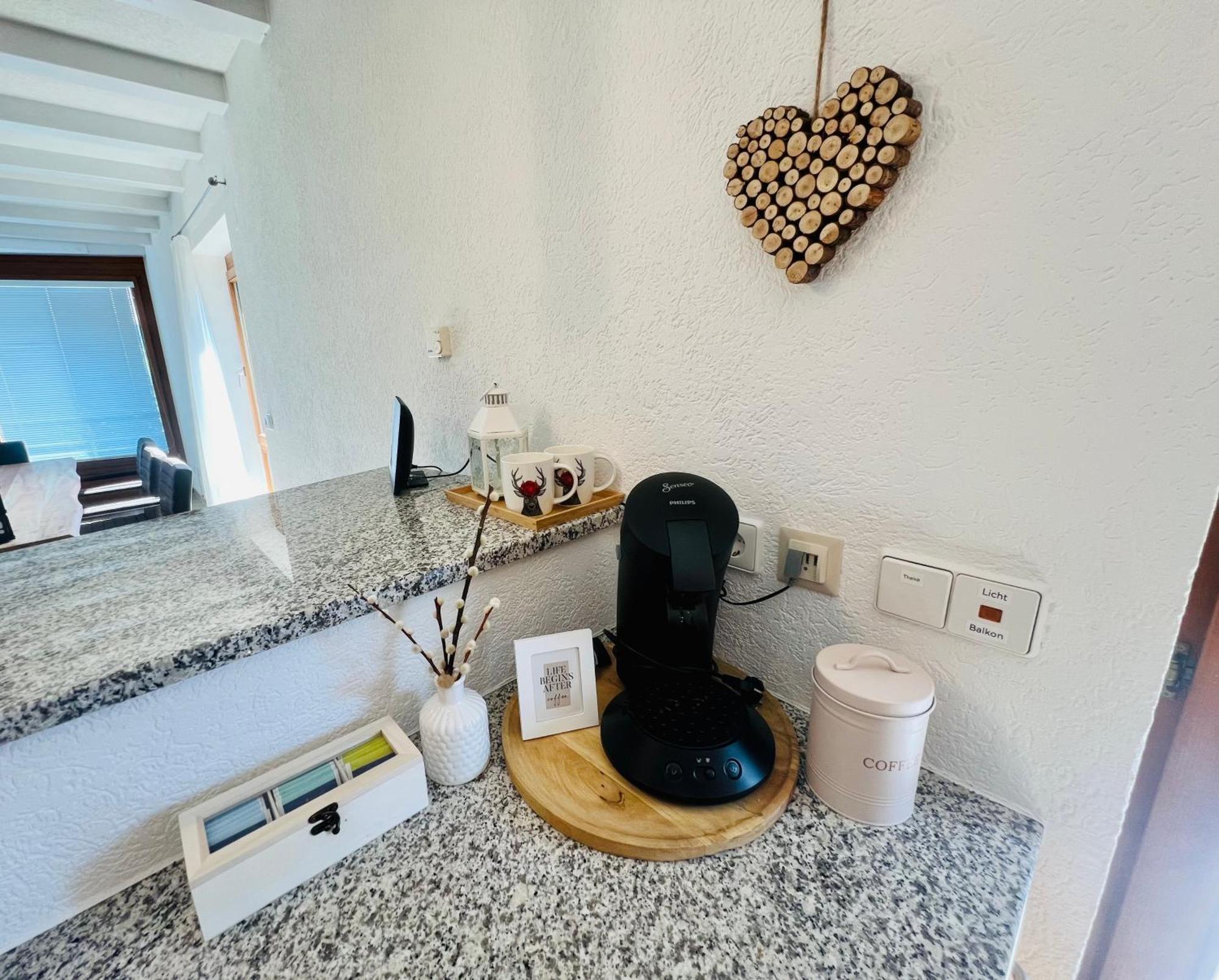Panoramablick Mit Privatparkplatz, 2 Balkone Und 1,5 Baeder Apartment ทิทิเซ-นอยชตัดท์ ภายนอก รูปภาพ