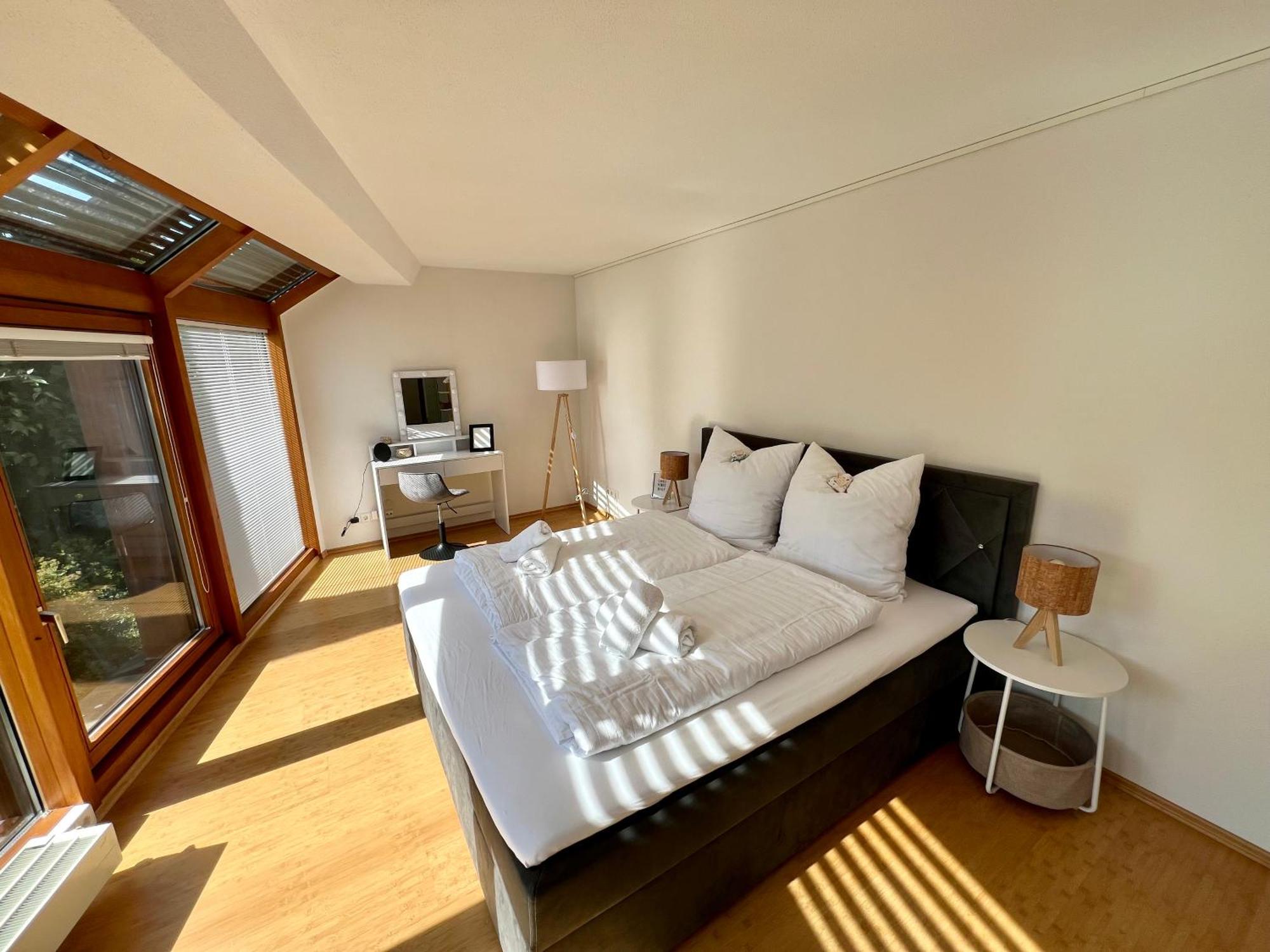 Panoramablick Mit Privatparkplatz, 2 Balkone Und 1,5 Baeder Apartment ทิทิเซ-นอยชตัดท์ ภายนอก รูปภาพ